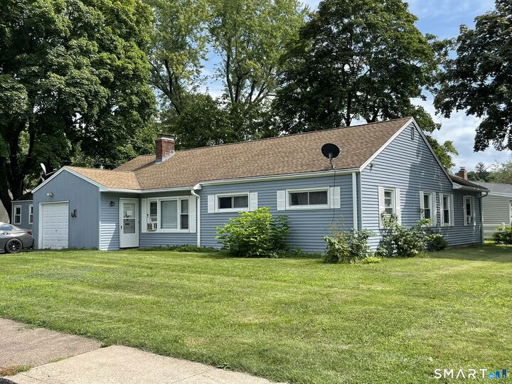 Property Photo:  66 Conway Road  CT 06042 
