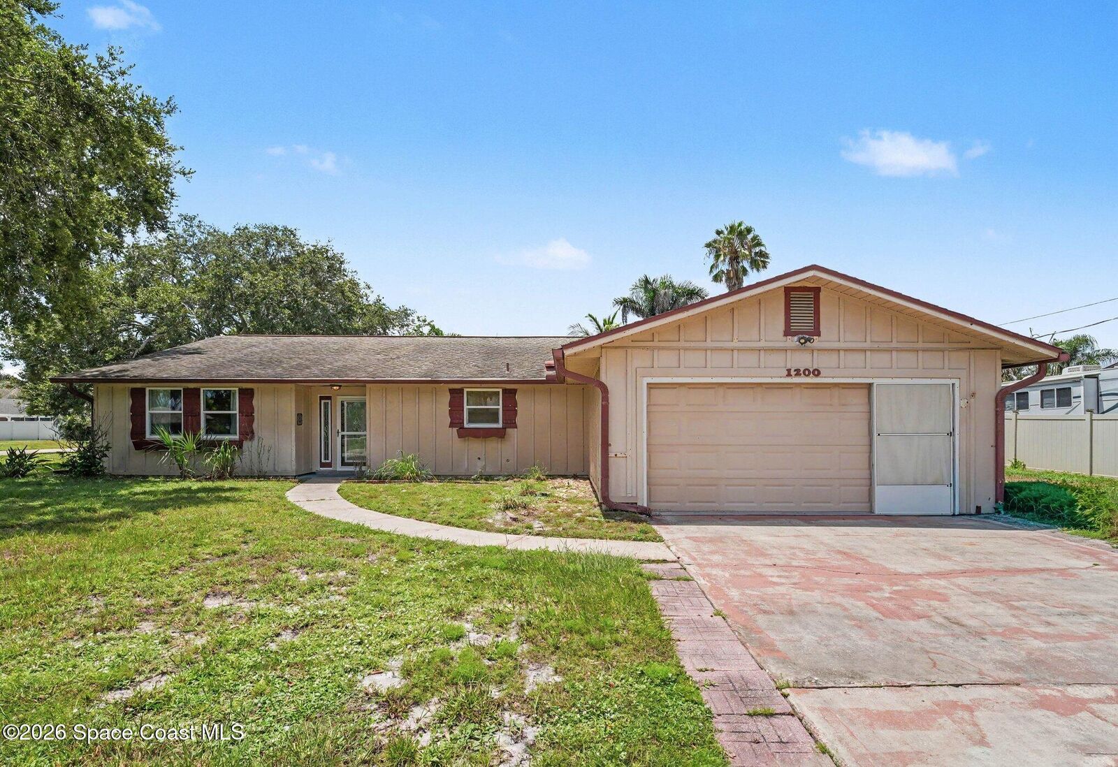 Property Photo:  1200 Palmdale Circle NE  FL 32905 
