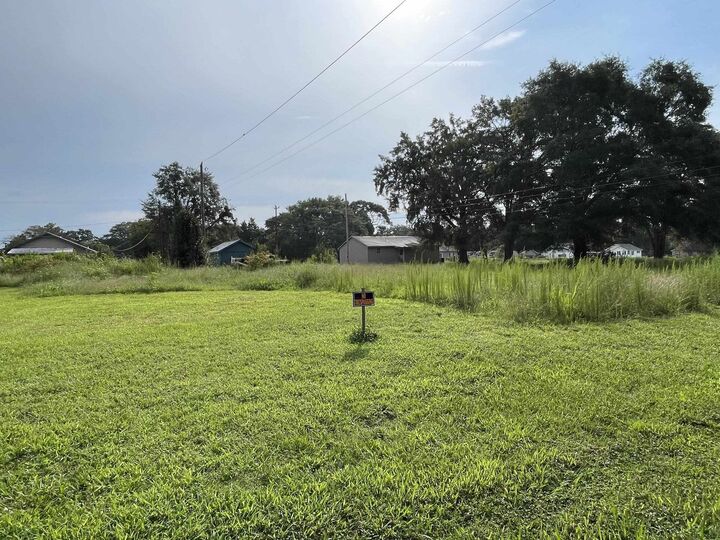 Property Photo:  5 Stone Street  SC 29349-1726 