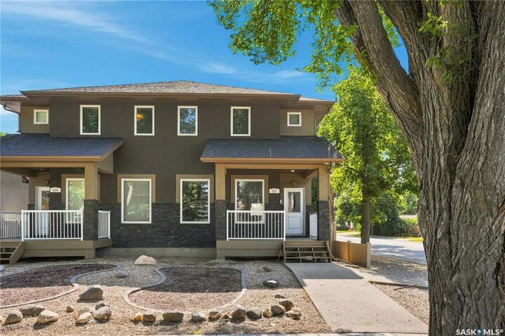Property Photo: 321 110th Street W SK S7N 1S4