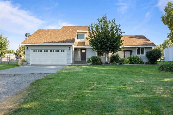 Property Photo:  101105 E Vaca Road  WA 99338 