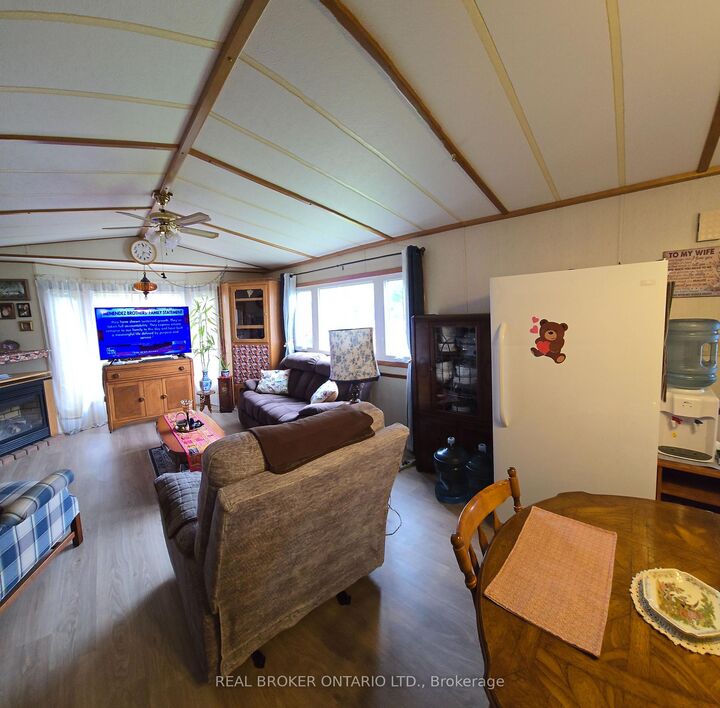 Property Photo: 3033 Townline Road 10 ON L0S 1S1