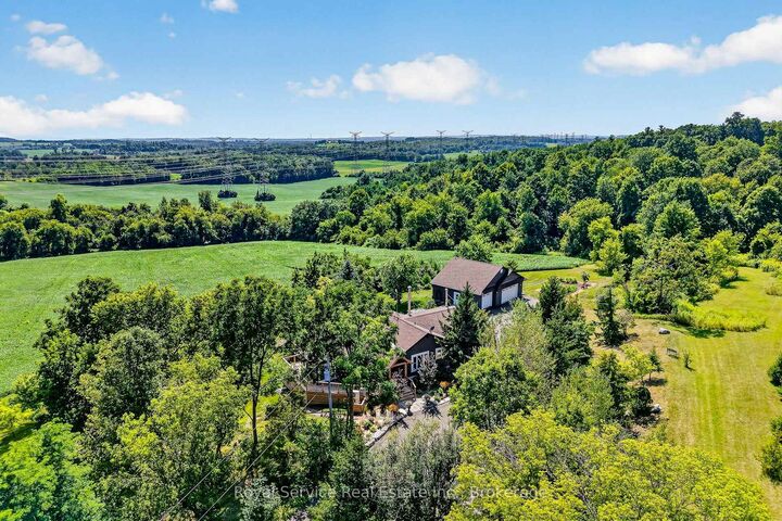 Property Photo: 4374 Morton Road ON L1A 3V6