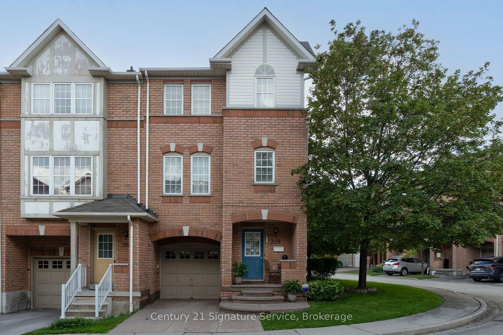 Property Photo: 3030 Breakwater Court 308 ON L5B 4P1
