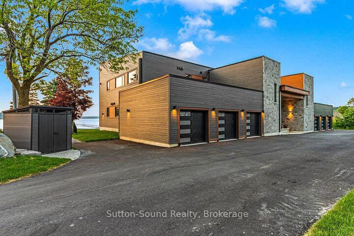 Property Photo: 535 Issac Street 203 ON N0H 2T0