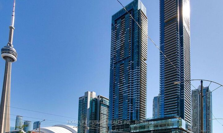 Property Photo:  3 Concord Cityplace Way 5305  ON M5V 0X4 