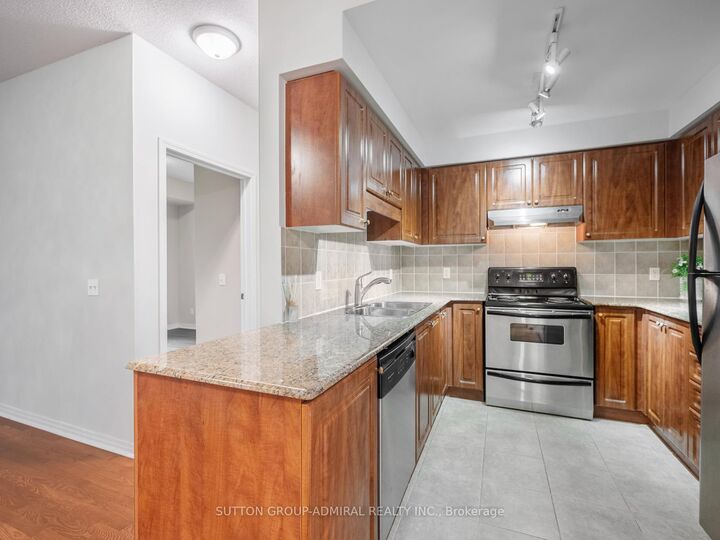 Property Photo: 1 Maison Parc Court 215 ON L4J 9K1