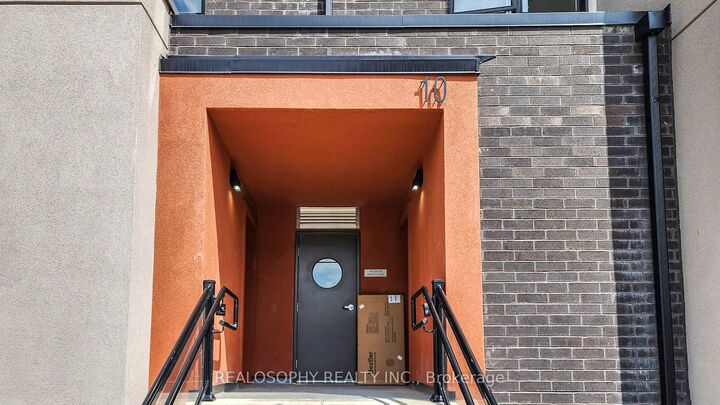 Property Photo:  10 Marquette Avenue 8  ON M6A 1X9 