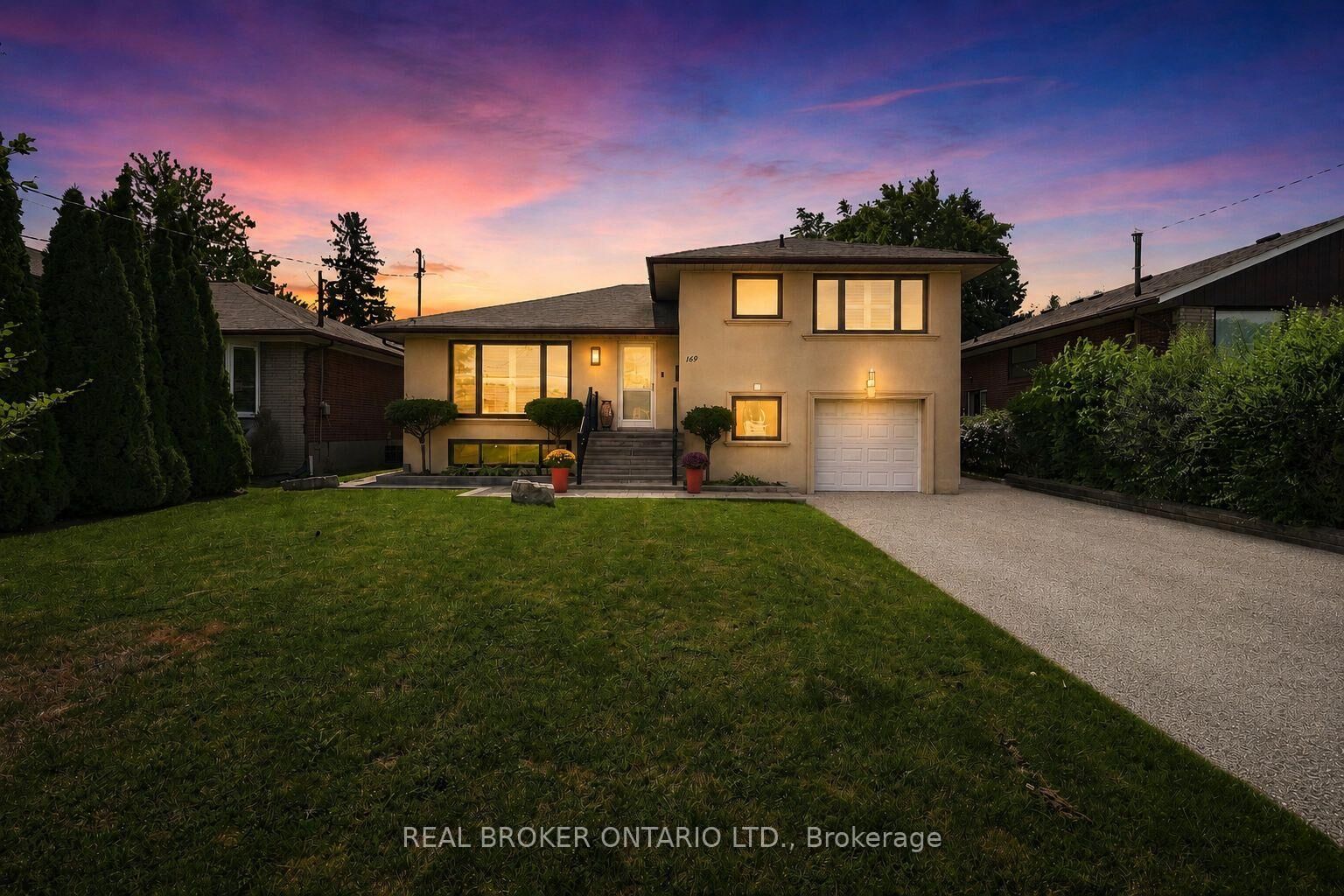 Property Photo: 169 Kennard Avenue ON M3H 4M8