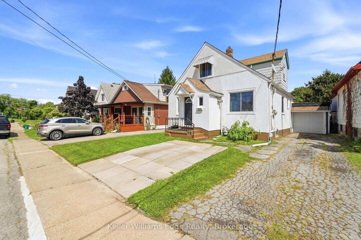 Property Photo:  4104 Broughton Avenue  ON L2E 3K6 