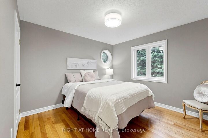 Property Photo: 1019 Northern Prospect Crescent ON L3X 1N7