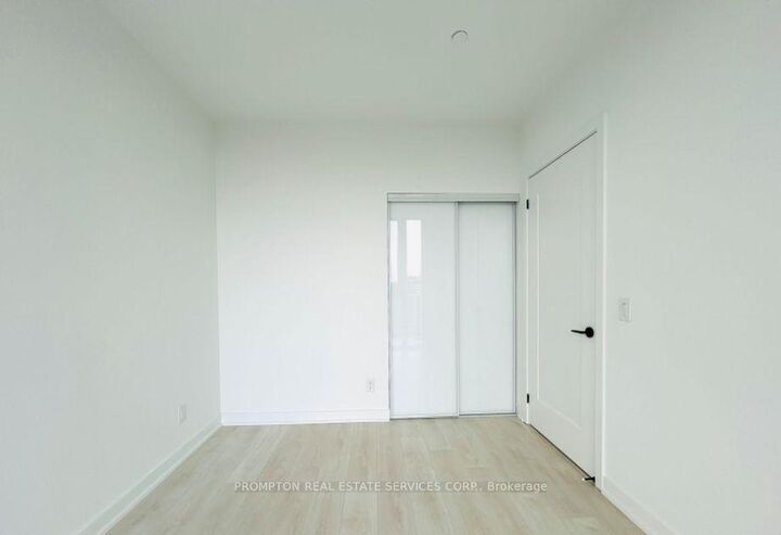 Property Photo:  5 Defries Street 2311  ON M5A 3R4 