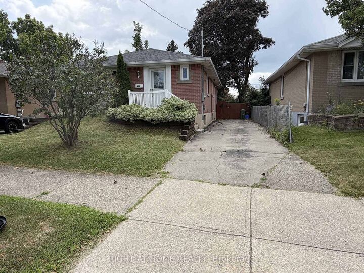 Property Photo:  830 Brucedale Avenue E Lower  ON L8T 1L3 