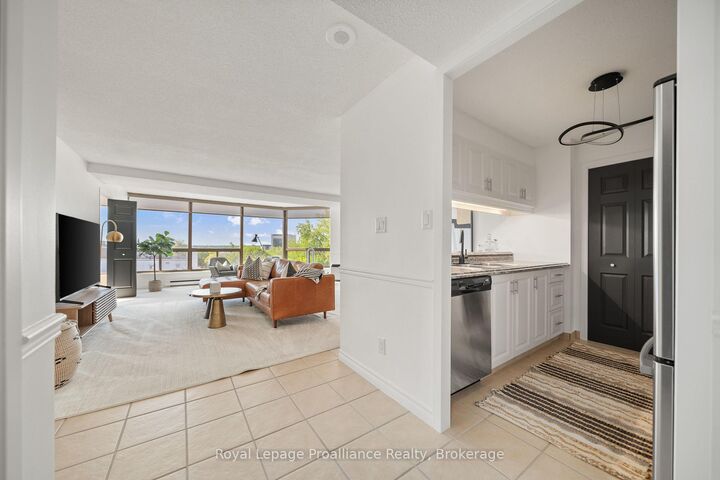 Property Photo:  344 Front Street 506  ON K8N 5M4 