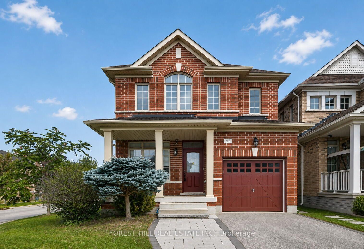 Property Photo:  23 Cobb Street  ON L4G 0W9 