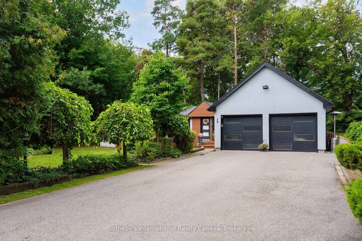 Property Photo: 38 Hilltop Boulevard ON L0H 1G0