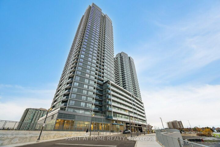 Property Photo: 50 Upper Mall Way 226 ON L4J 0L8