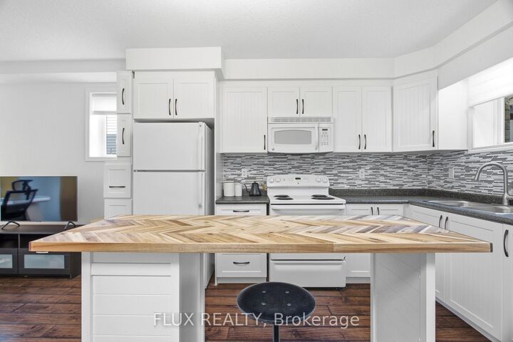 Property Photo: 1941 Ottawa Street S D11 ON N2E 0C2