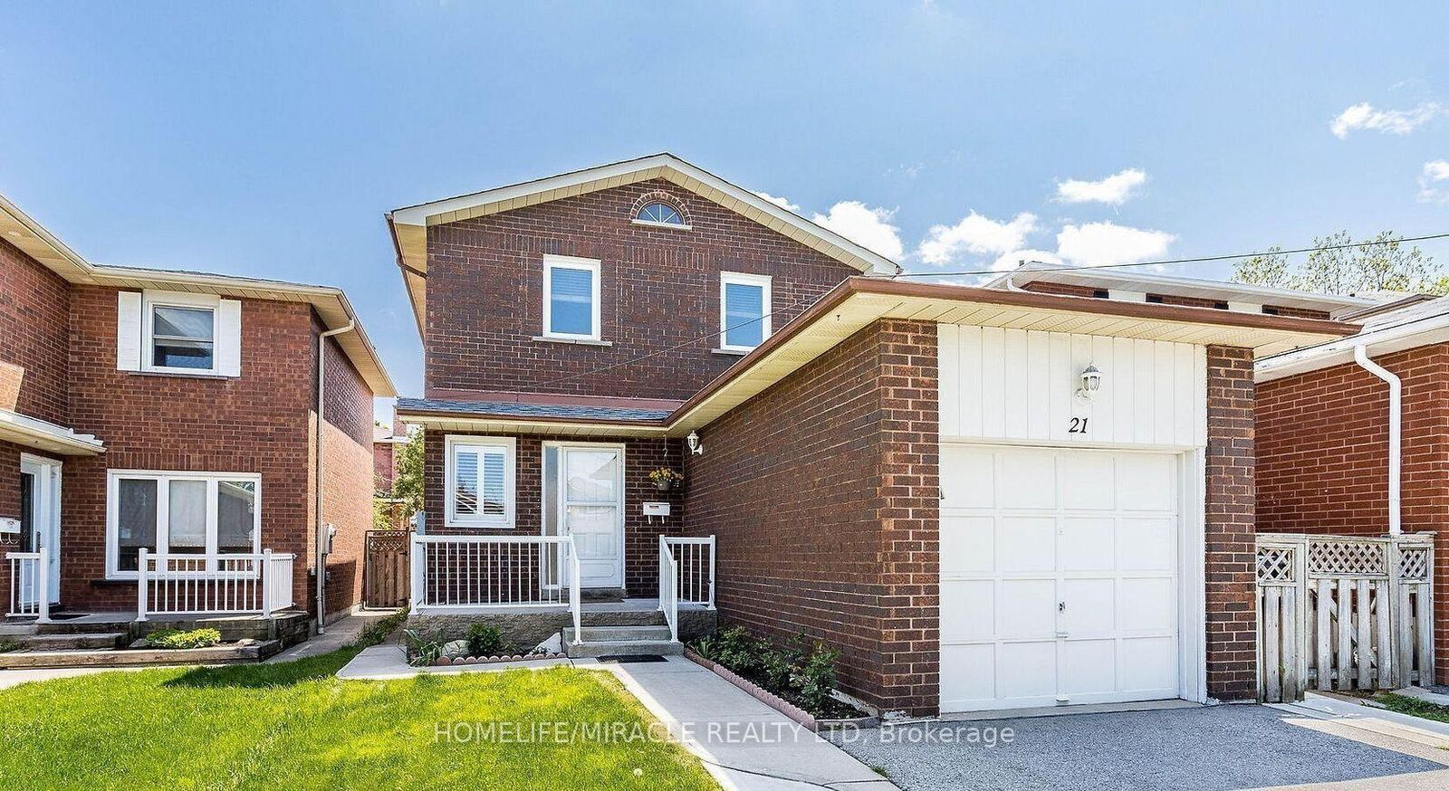 Property Photo: 21 Tralee Street ON L6Z 2Z6