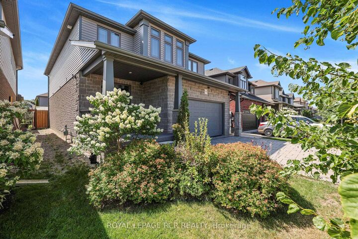 9 McIntyre Lane — photo 1