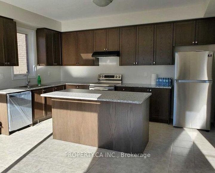 Photo de la propriété:  64 Cactus Crescent W  ON L8J 0M4 