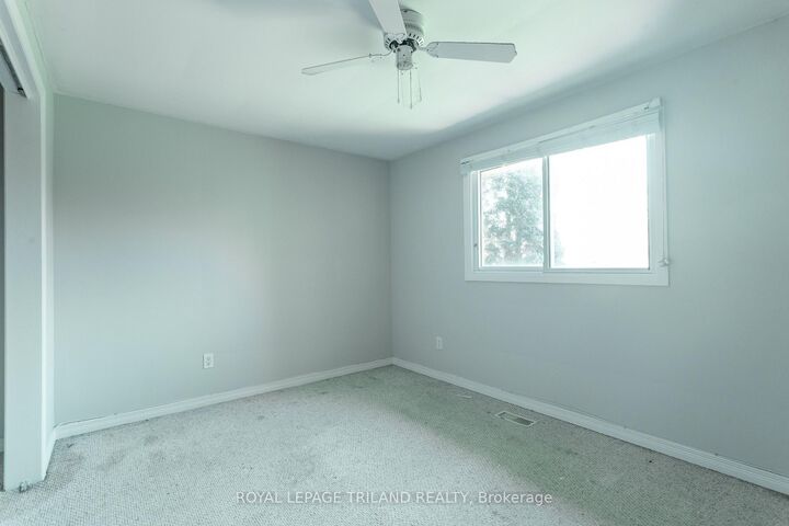 8 Croatia Court — photo 1