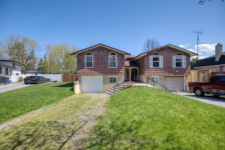 Property Photo:  8 Kerwin Gate  ON L2N 4J8 