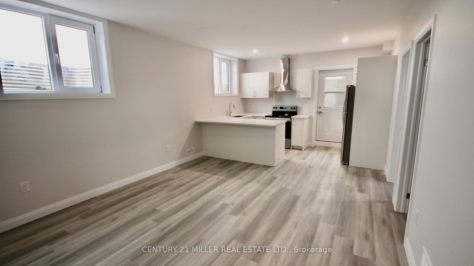 Property Photo: 1160 Hobbs Drive ON N6M 0M2