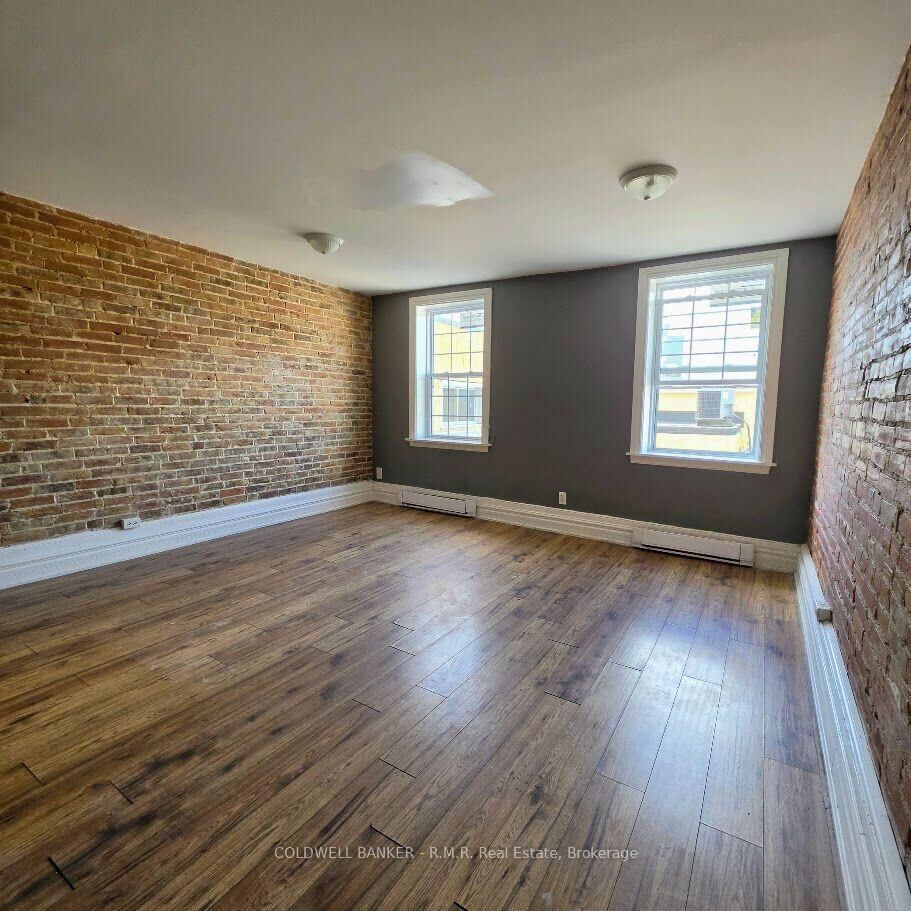 Photo de la propriété:  47 William Street N 2  ON K9V 3Z9 