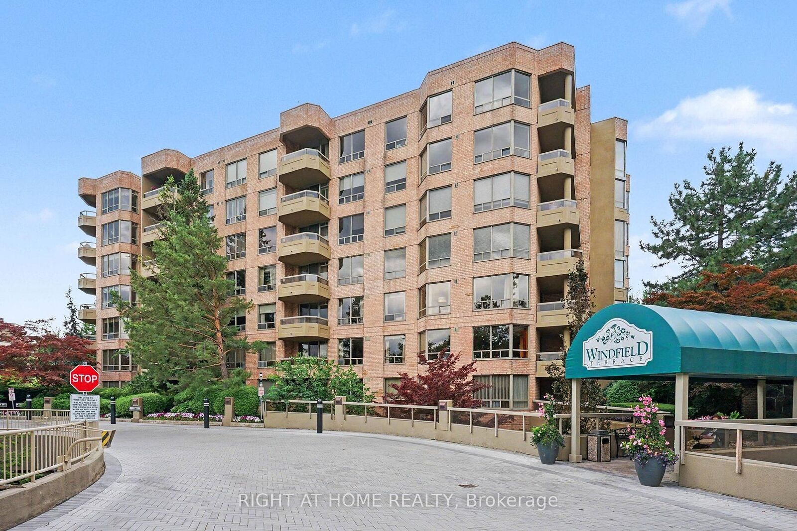 Property Photo: 1200 Don Mills Road 301 ON M3B 3N8
