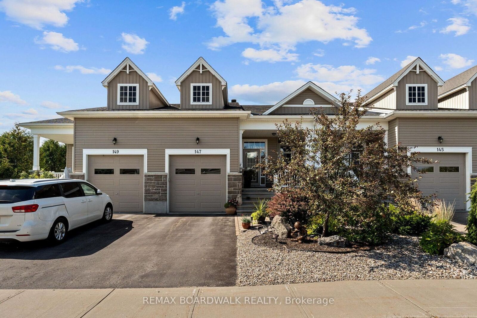 Property Photo: 147 Oxford Street W ON K0G 1J0