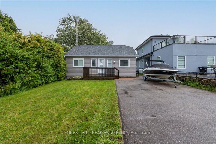 Property Photo:  43 Lake Avenue  ON L0K 1B0 