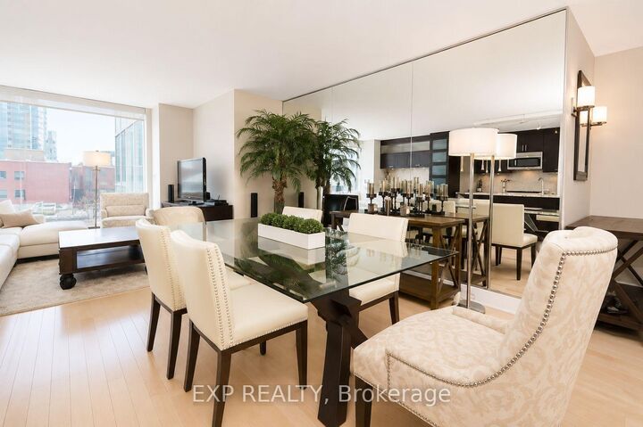 Property Photo:  160 George Street 401  ON K1N 9M2 