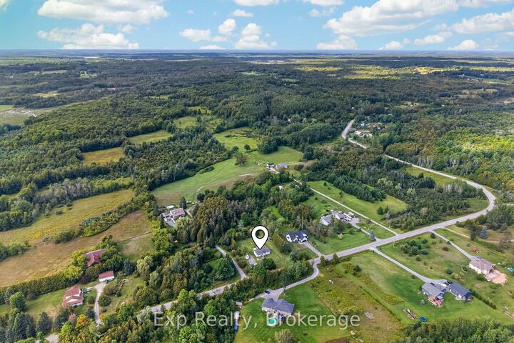 Property Photo: 1901 Hollowview Road ON K0K 3E0
