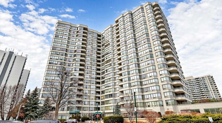 Property Photo: 175 Bamburgh Circle #1105 ON M1W 3X8