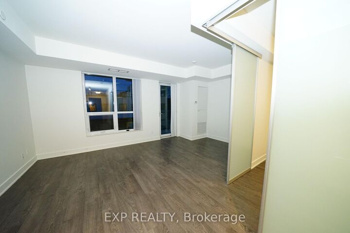Property Photo: 38 Cameron Street 307 ON M2N 0C3