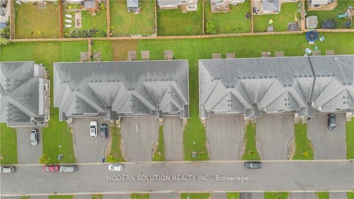 Property Photo: 157 Juneberry Road ON L2V 0H9
