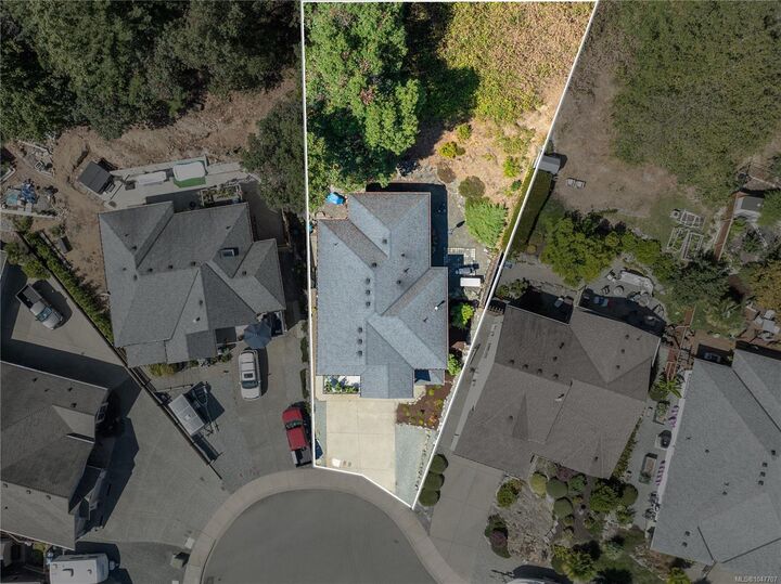 Property Photo: 5141 Owlstone Pl BC V9T 0B4