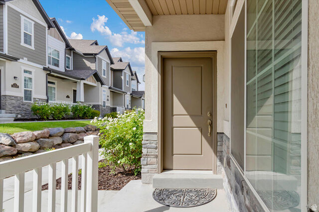 Property Photo:  5264 S Tucker Ct W  UT 84118 
