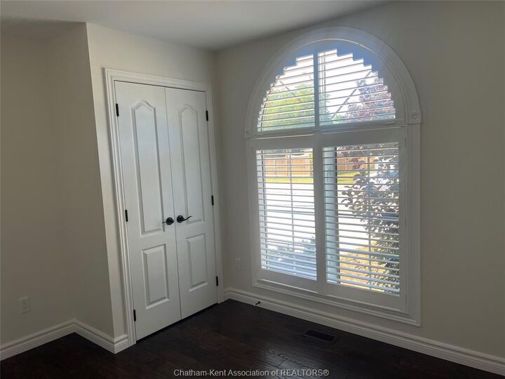 Property Photo: 9 Notre Dame Street North ON N0P 1Z0