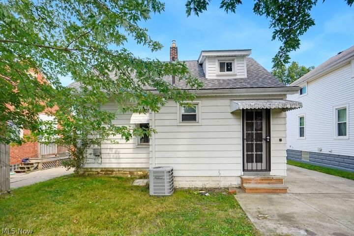 Property Photo: 20740 Tracy Avenue OH 44123