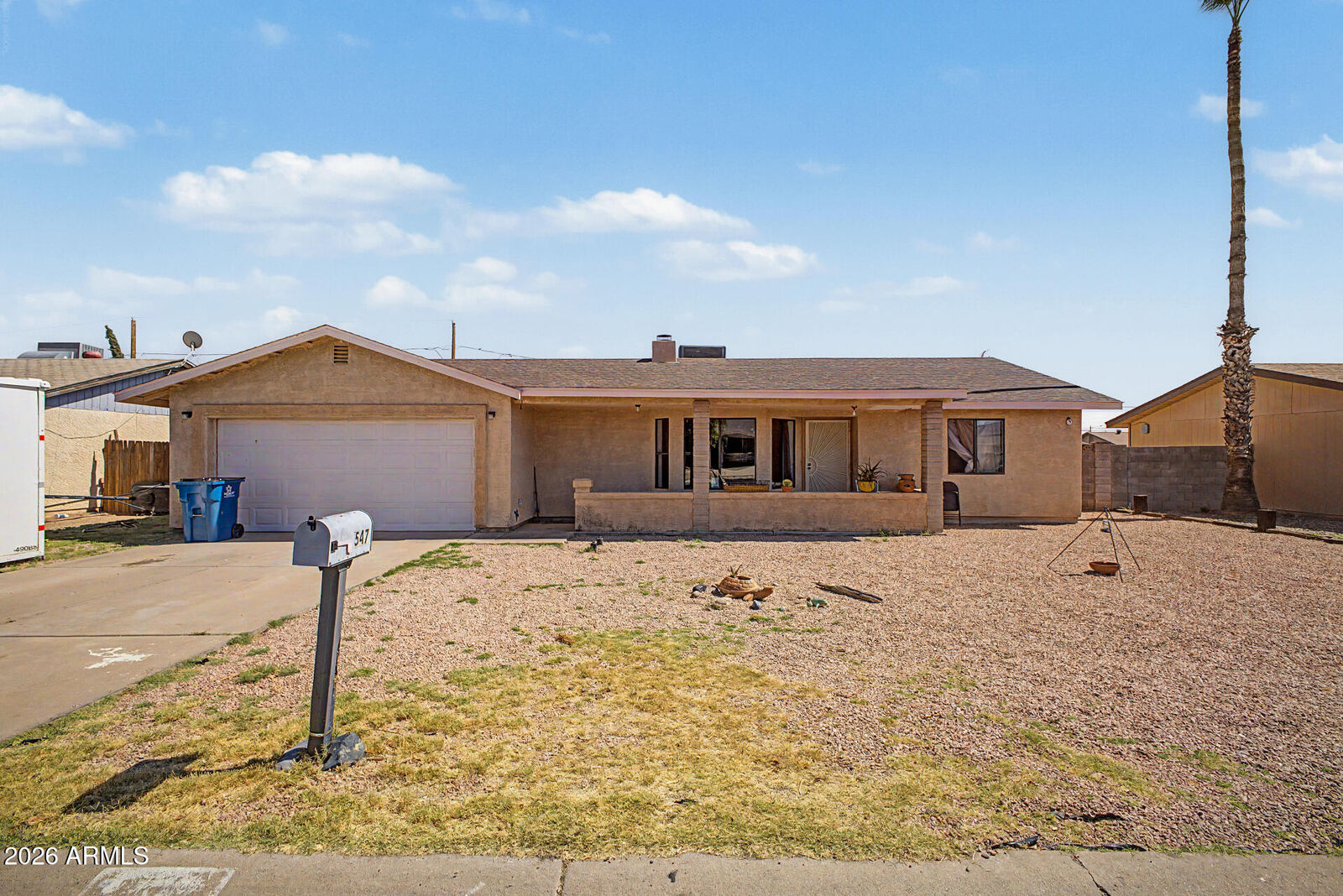 Property Photo:  547 E Quail Avenue  AZ 85119 
