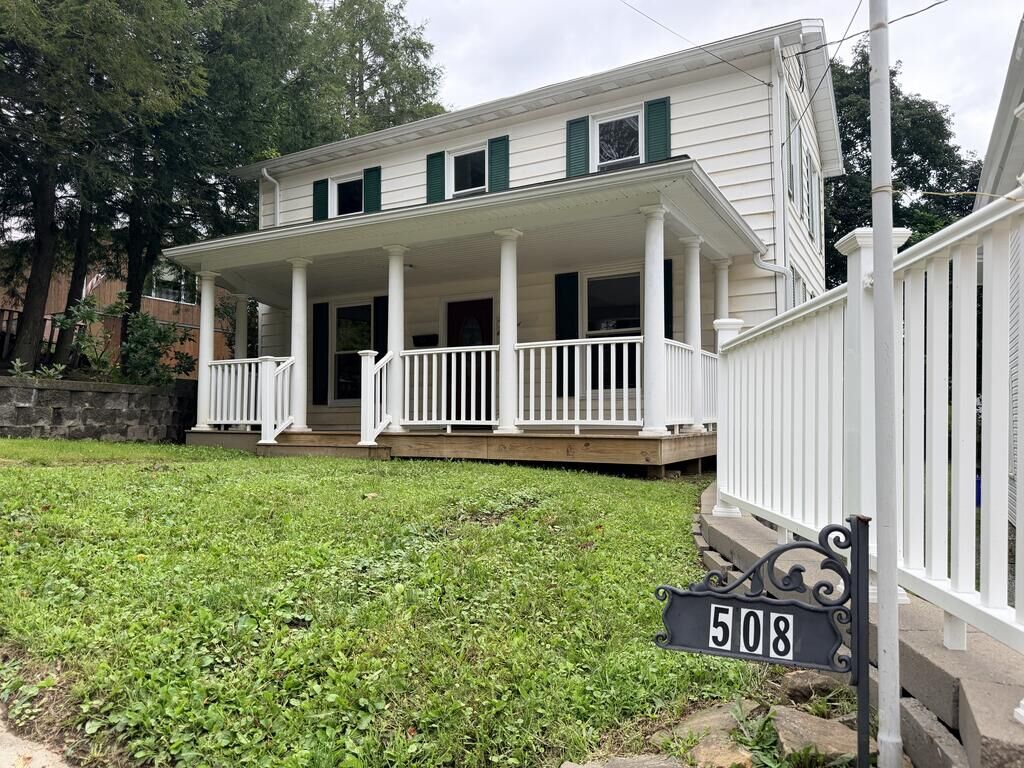 Property Photo:  508 Central Avenue  PA 16301 