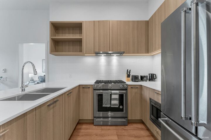 Property Photo: 741 Anskar Court 403 BC V3J 0N3