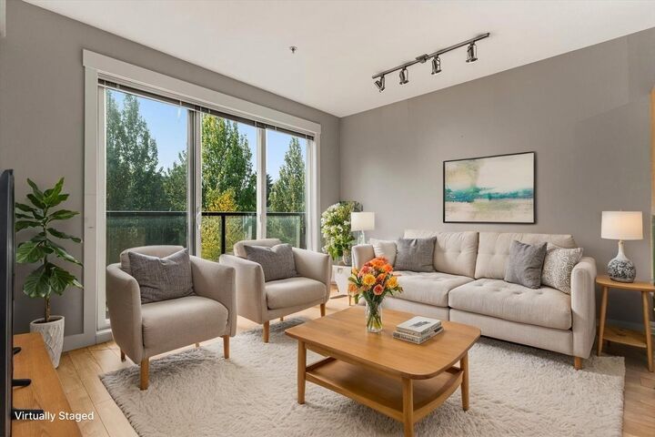 Property Photo:  33539 Holland Avenue 310  BC V2S 0C6 