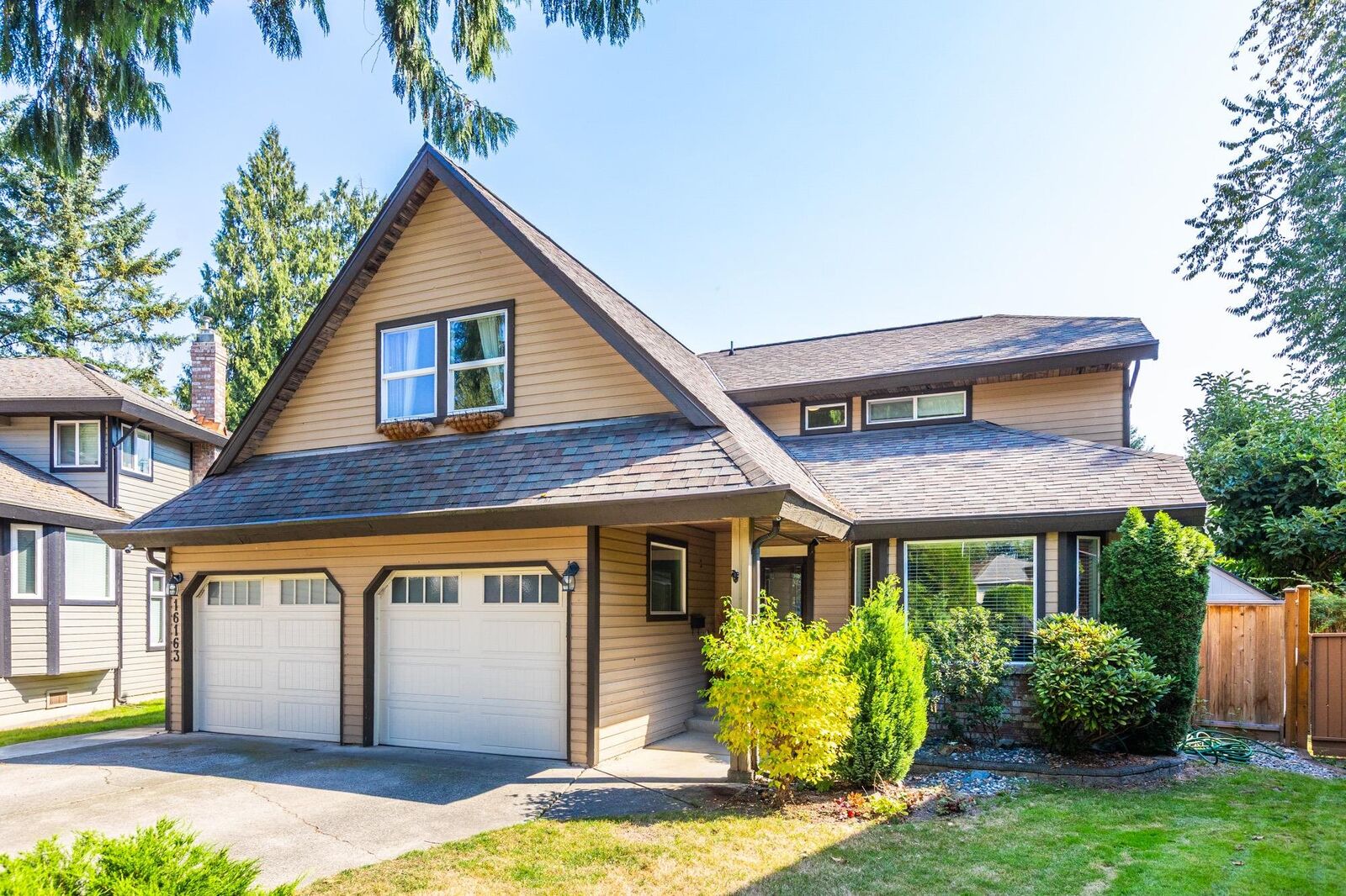 Property Photo: 16163 Brookside Grove BC V4N 1S8