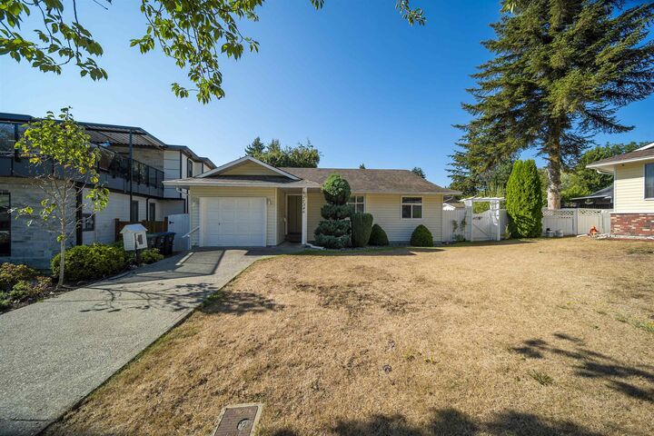 Property Photo: 17346 60A Avenue BC V3S 6X8