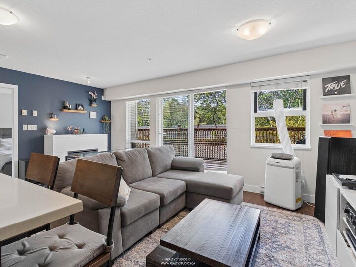 Property Photo: 15735 Croydon Drive 215 BC V3Z 2L5