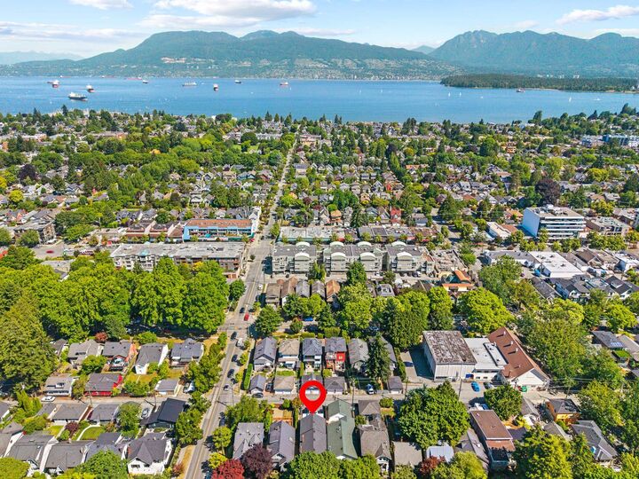 Property Photo: 3279 W 11th Avenue BC V6K 2M9