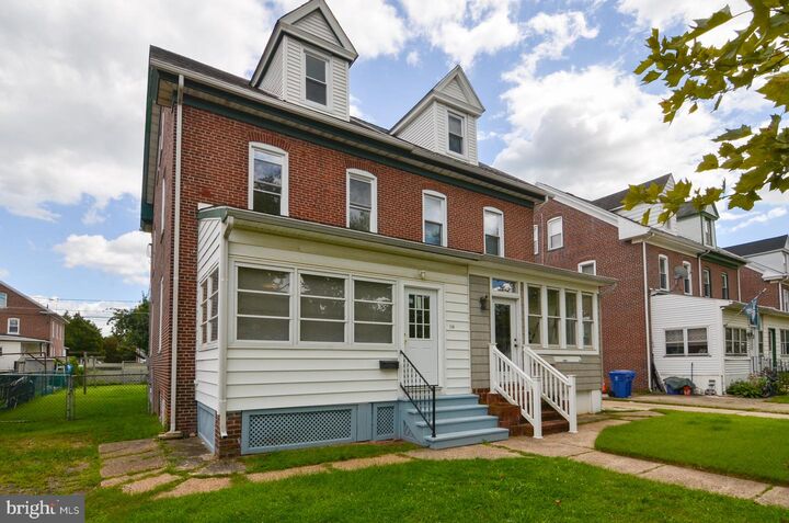 Property Photo:  118 6th Avenue  NJ 08554 